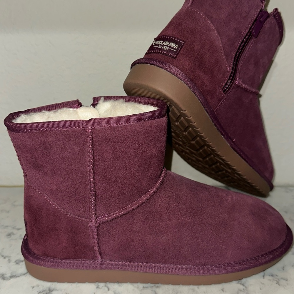 NEW UGG Koolaburra Classic Mini Boots side zip plum big girl US 5, EU 37